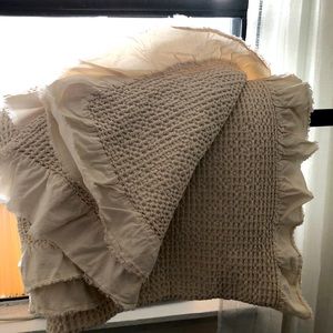 INUP Matelasse Coverlet/Bedspread (Queen)